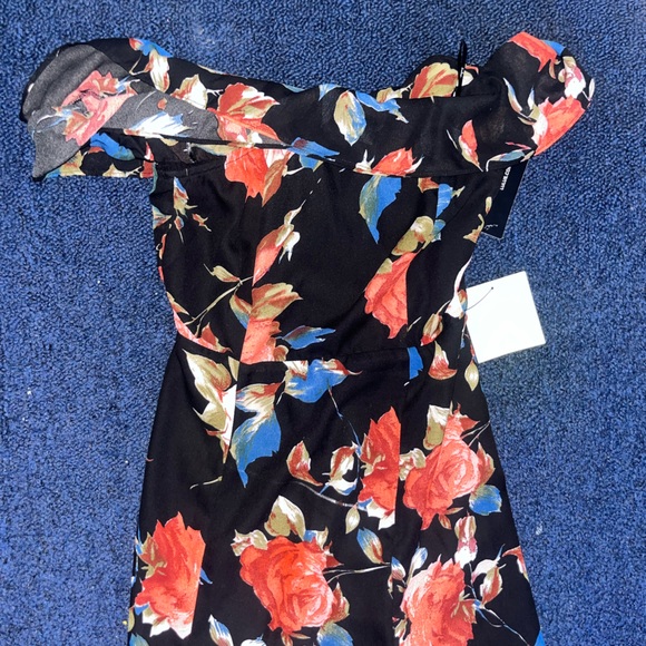 Lulus floral dress - Picture 3 of 4